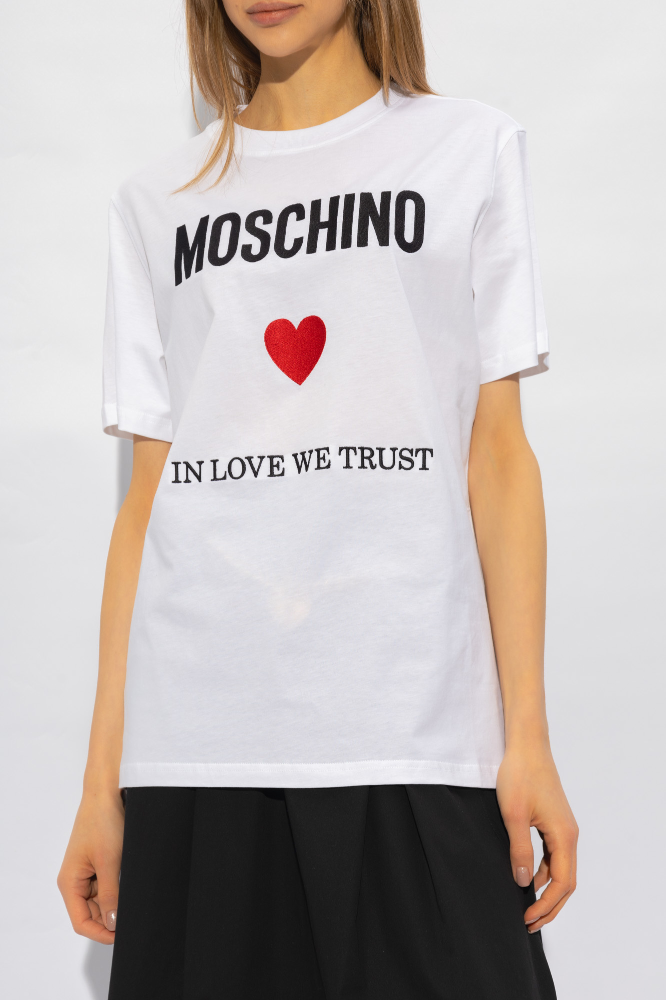 【関税＆送料込み】Moschino 'Smiley' T-Shirt Moschino Smile Cotton T-Shirt | Black | FARFETCH